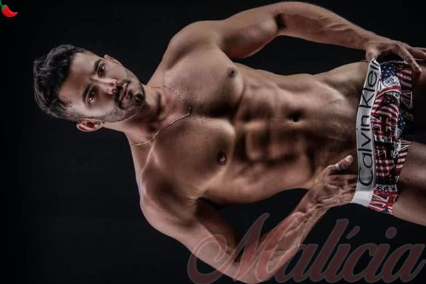Derick Carlos 